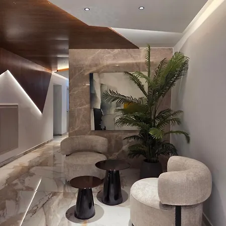 La Grande Maison 202 *