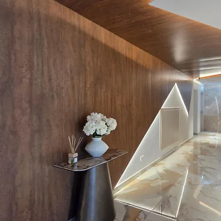 La Grande Maison 202 * לרנקה