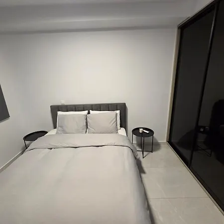 La Grande Maison 202 לרנקה